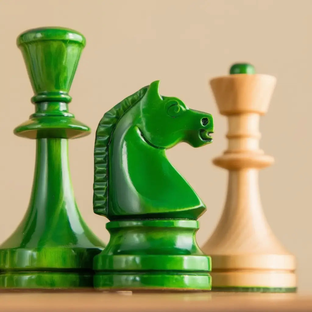 Echiquier en Bois de Frêne | Jeu d'Échecs avec Pièces Sculptées | Design Élégant pour Une Expérience de Jeu Unique 4