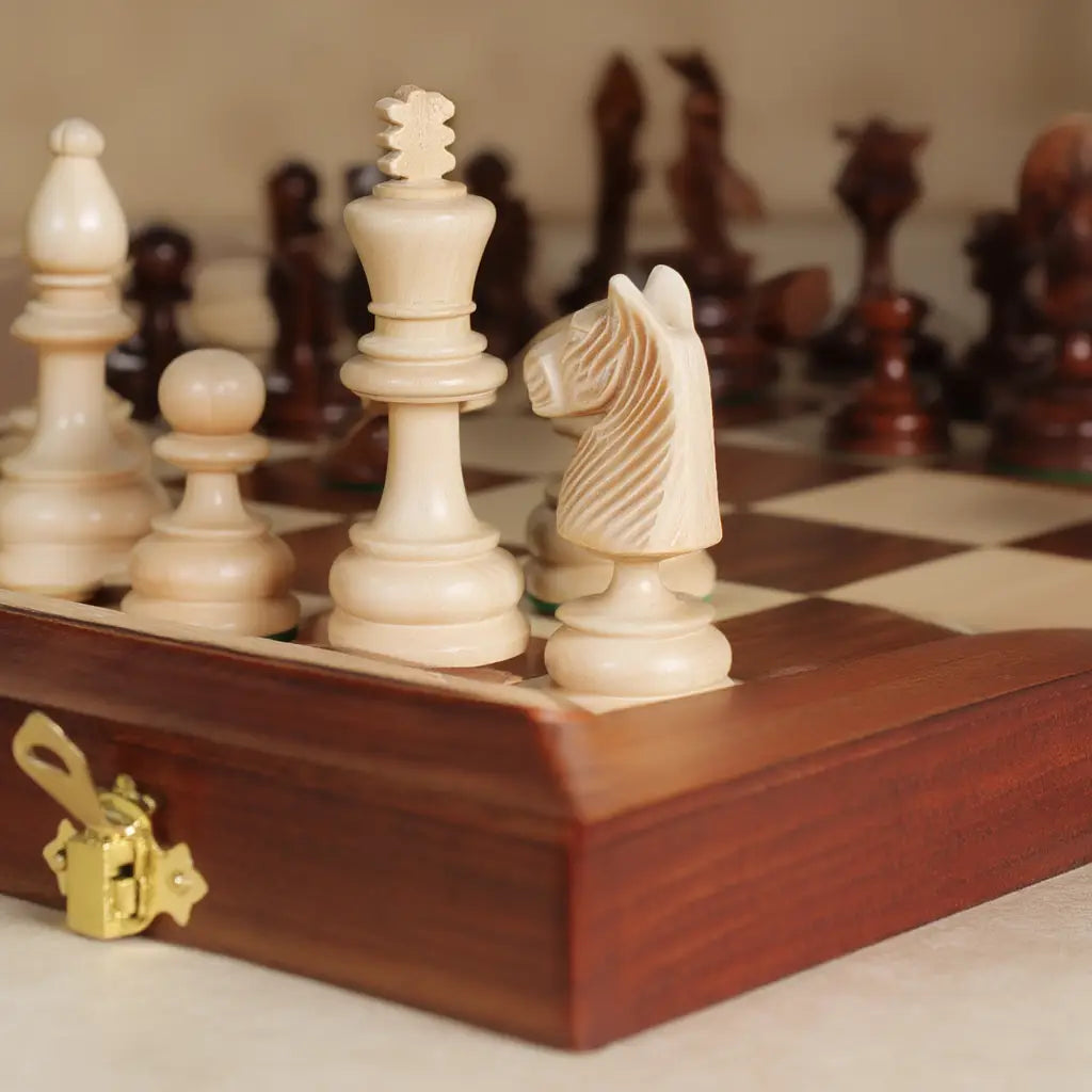 Jeu d'Échecs en Bois d'Acacia | Échiquier Fait Main avec Finition Mate | Élégance pour Passionnés 4
