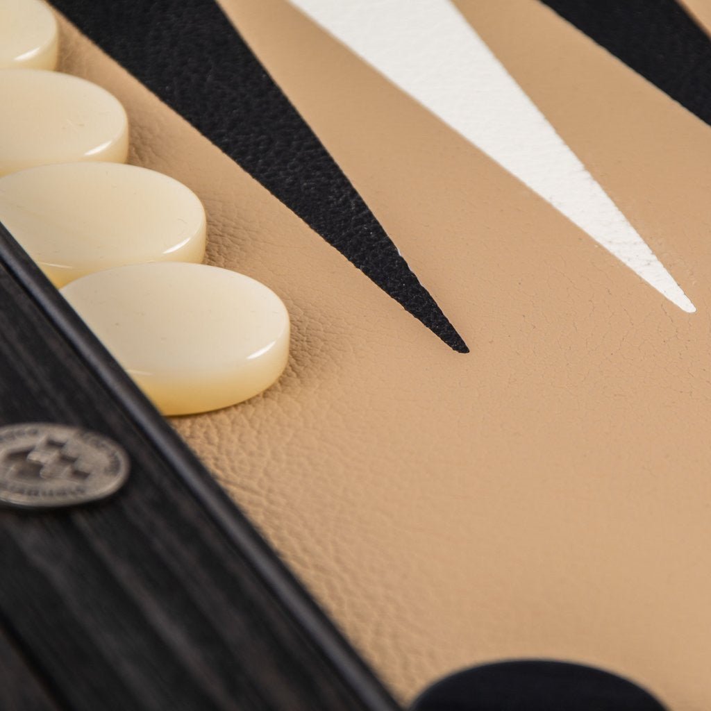 Backgammon en Bois et Cuir Vegan avec Pions Nacrés | Élégance Artisanale pour Moments de Jeu 4