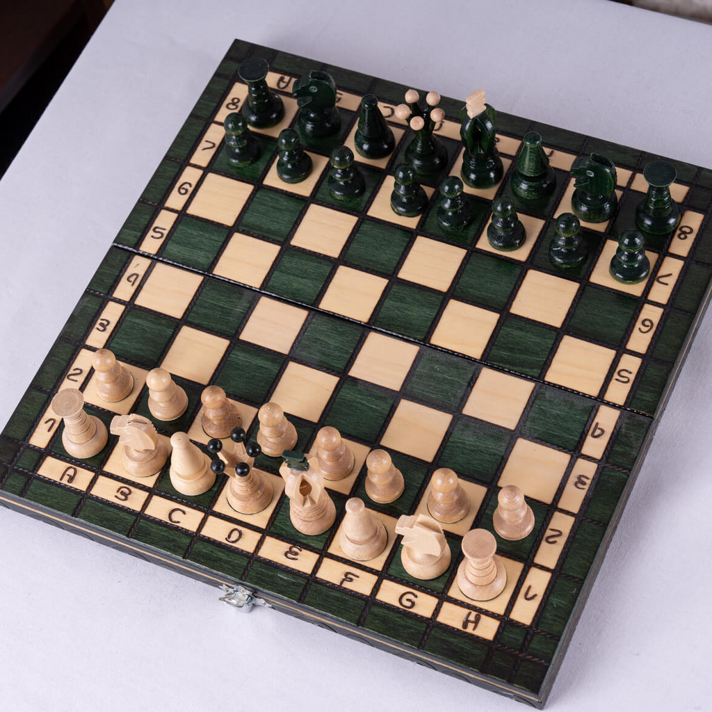 Échiquier en Bois d'Acacia avec Pièces Lestées | Design Élégant pour un Jeu Précis